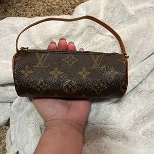 Louis Vuitton mini papillon
